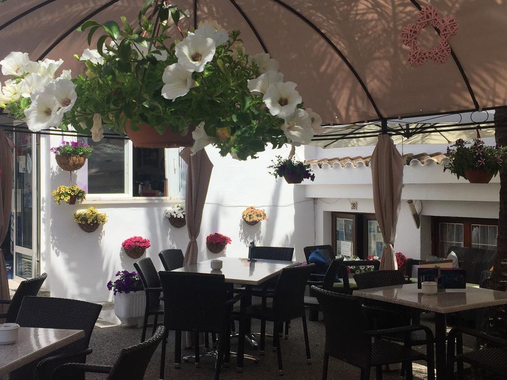 Hotel Antares Cala d'Or  Bagian luar foto