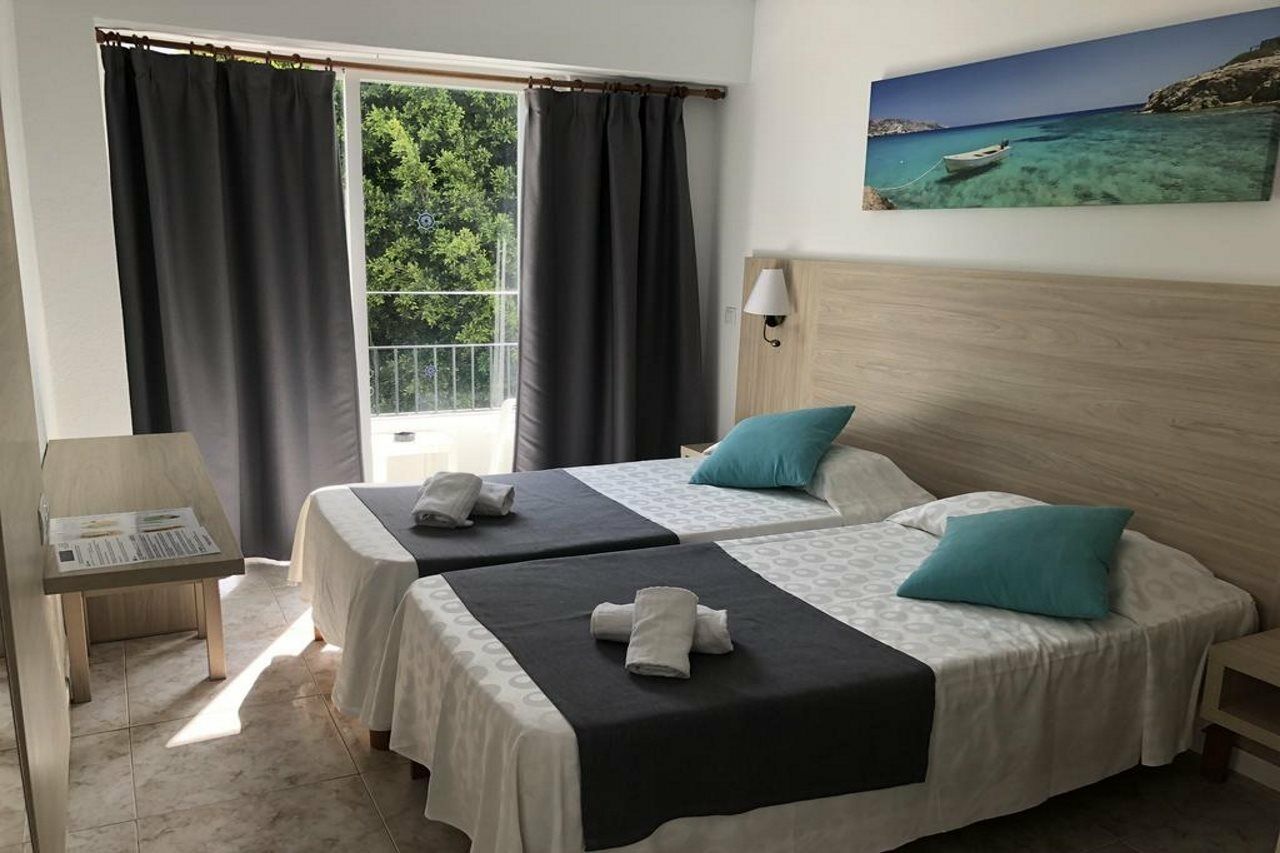 Hotel Antares Cala d'Or  Bagian luar foto